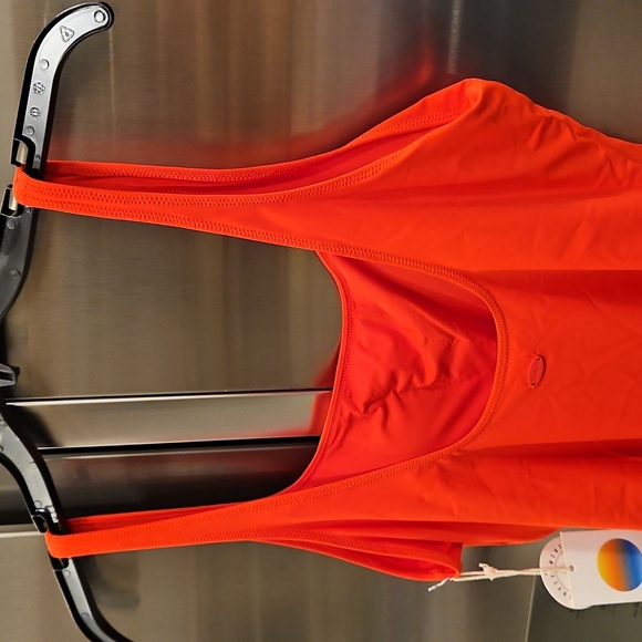 💕VUORI💕 Encinitas One Piece Swimsuit ~ Bold Red XL NWT - Picture 8 of 14